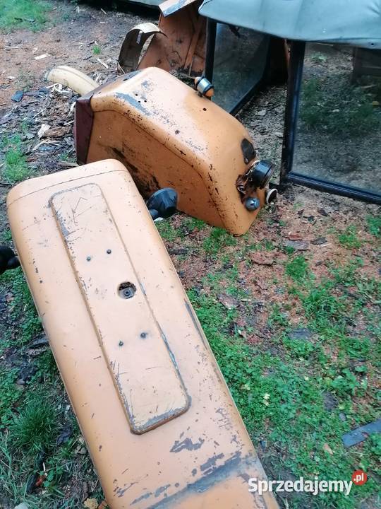 Sprzedam kabinę maskę błotniki c330 Pozostałe Księżpol