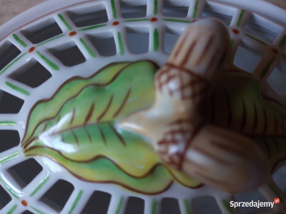 Piękne stare puzderko Z żołędziami porcelana Częstochowa