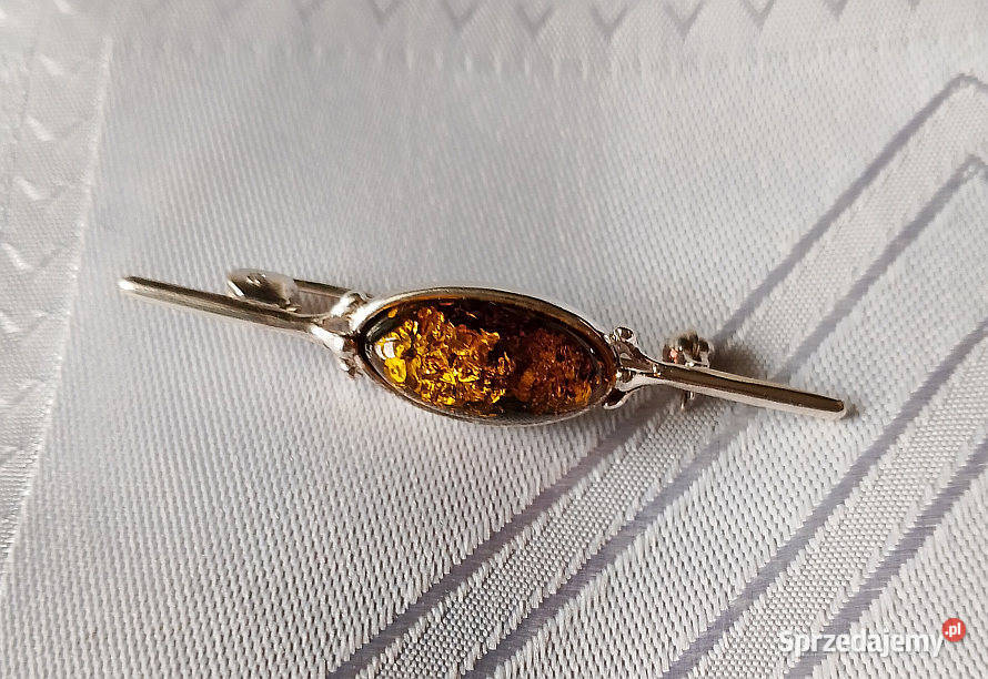 broszka ze srebra 925 z bursztynem Suwałki