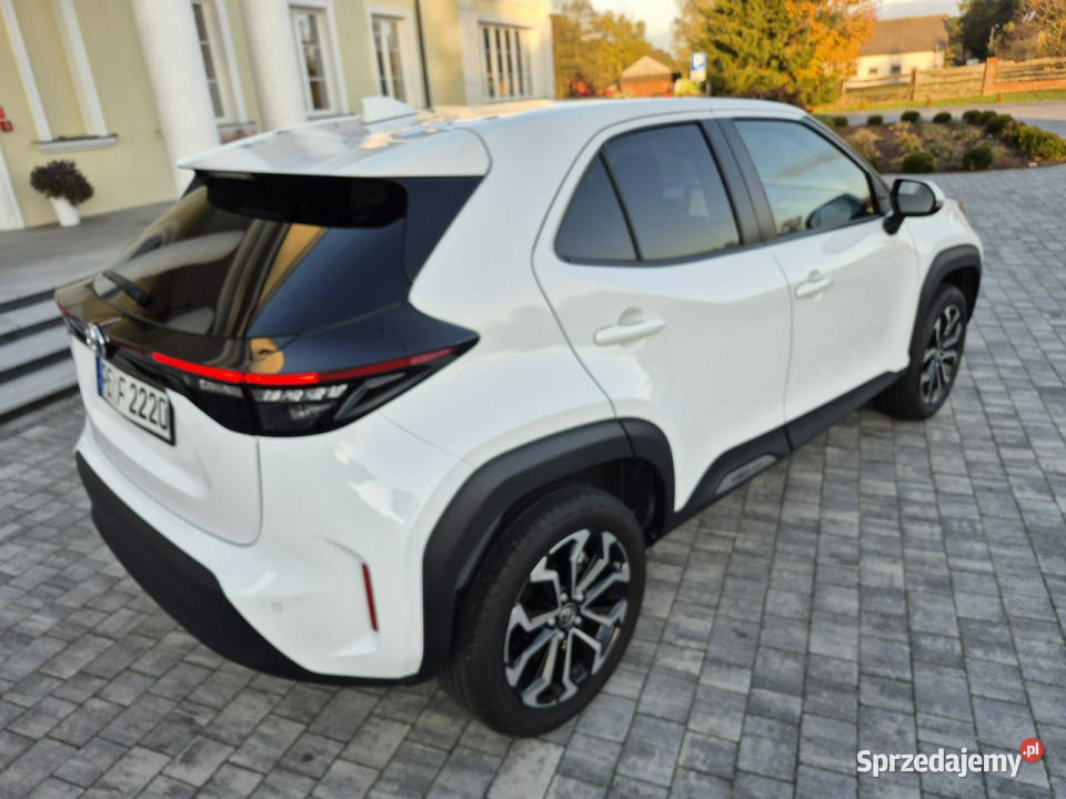 Toyota Yaris Cross 15 hybryd full led wspomaganie kierownicy Drelów sprzedam
