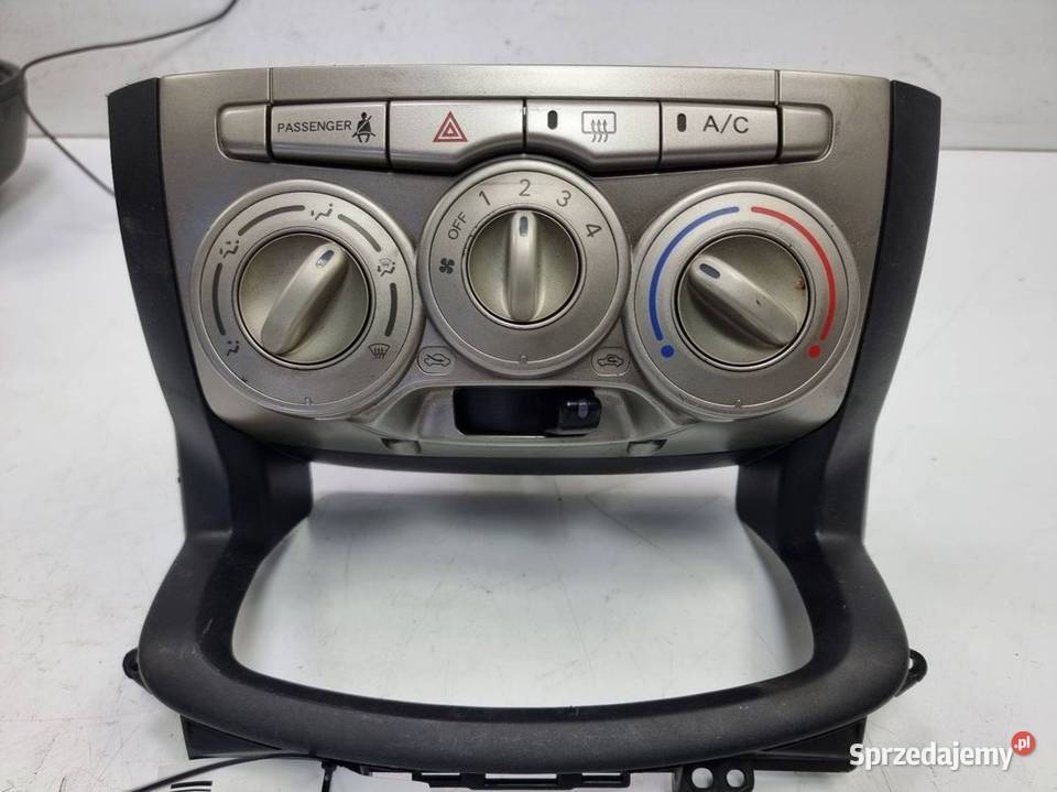 PANEL KLIMATYZACJI DAIHATSU SIRION osobowe Pozostałe kujawsko-pomorskie Lipno