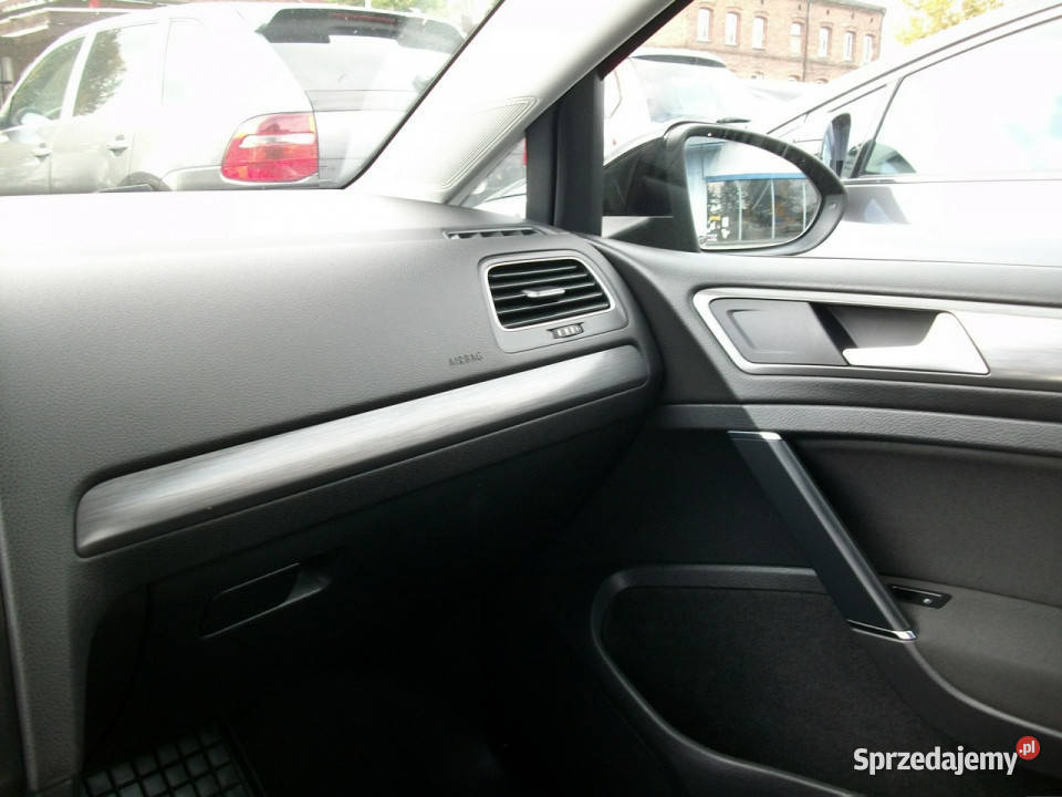 Volkswagen Golf 15983 diesel 85 KW VII 2012 1598cm3 Katowice