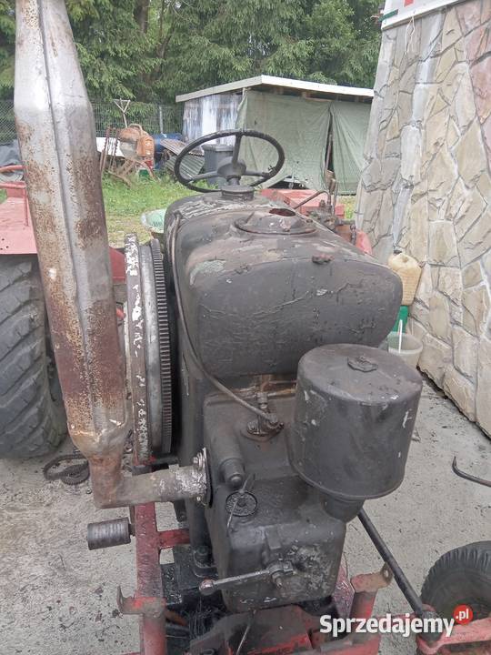 Silnik s 18 i 7 Kadcza