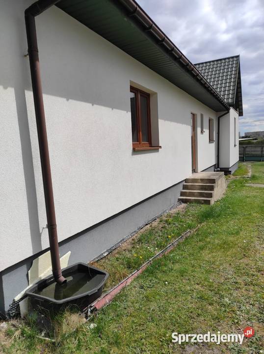 Dom wewnątrz do remontu i wykończenia Starachowice sprzedam