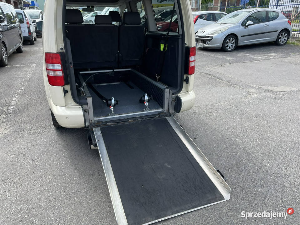 Volkswagen Caddy Caddy 16 TDI Niepełnosprawnych Rok produkcji 2013 Syców