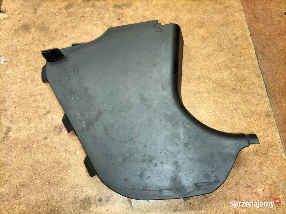 Panel boczny dolny pod deską rozdzielczą z Poręba