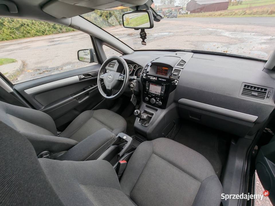 Opel Zafira B FL 17 CDTI 125 z Niemiec 7 Osobowa 1686cm3 Górzno