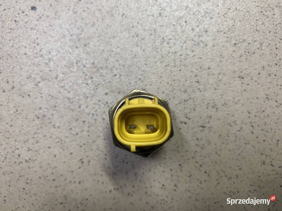 Włącznik wentylatora czujnik wody Suzuki Burgman Brzeszcze