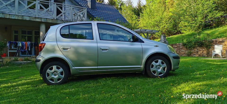 Toyota yaris 10 Benzyna 20045 Salon Polska podkarpackie Rzeszów