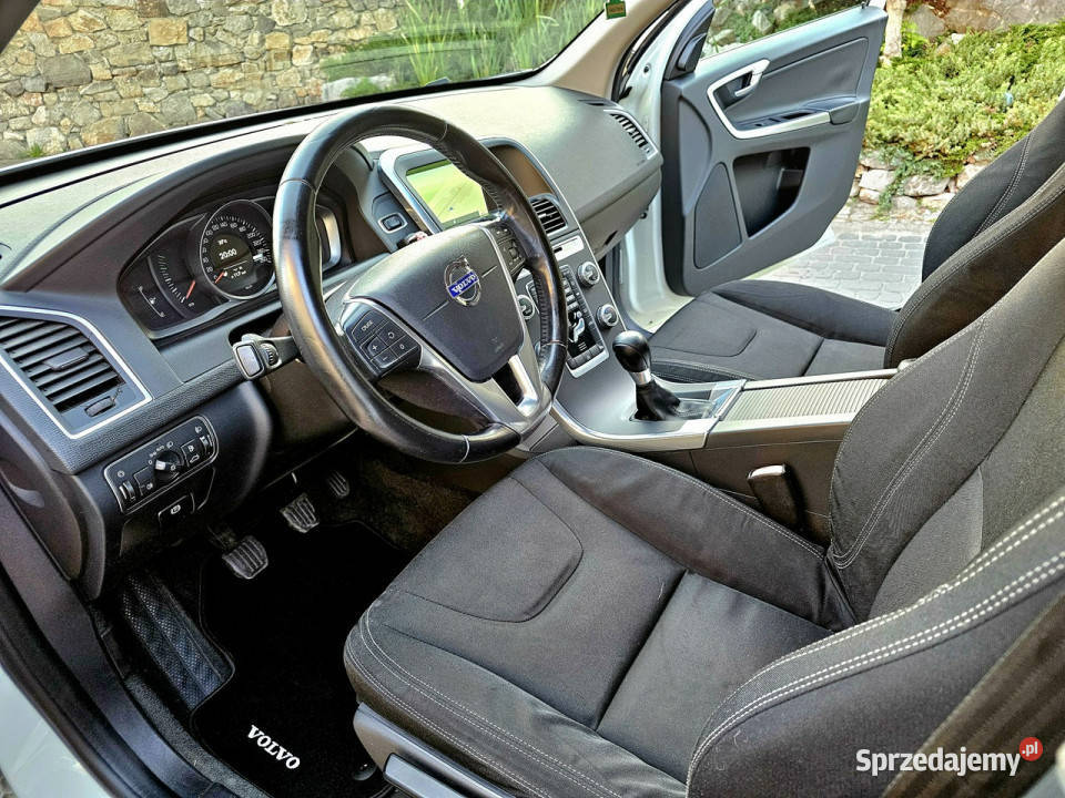 Volvo XC 60 20 D 5 cylindrów Navi Kamera manualna świętokrzyskie Zagnańsk