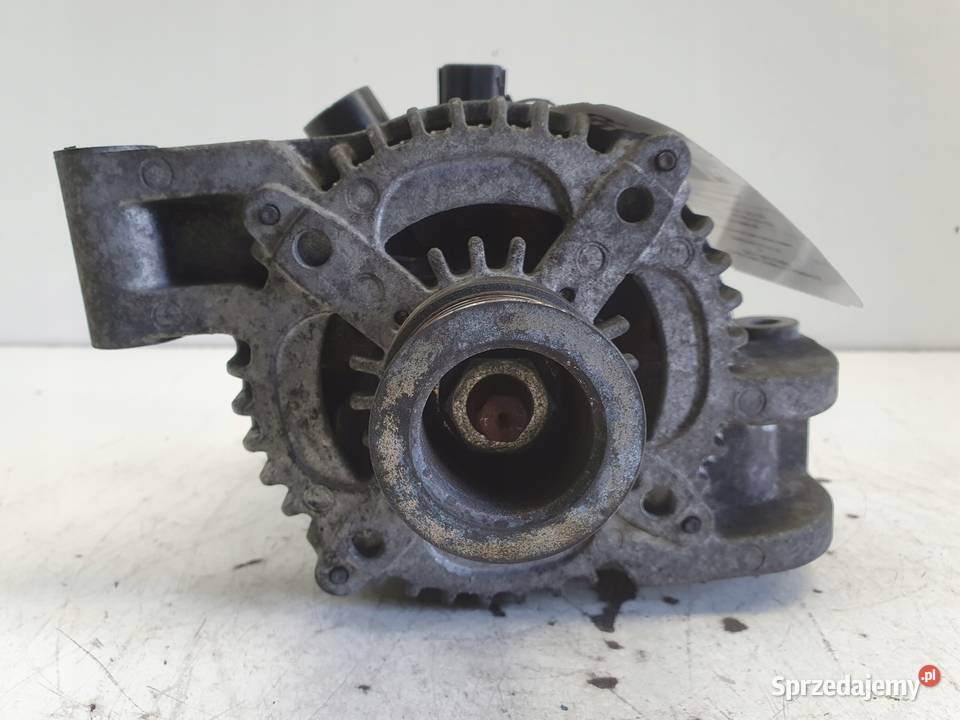 Ford C Focus mk2 18 16V ALTERNATOR 30667069 osobowe Janów