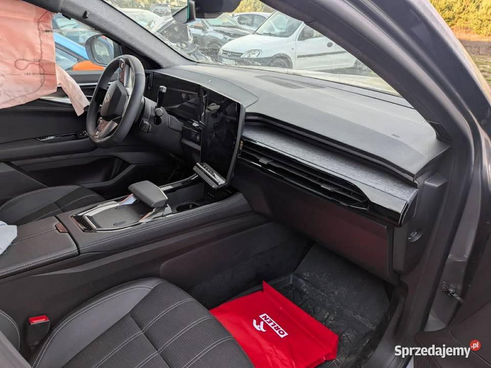 Renualt Australl 2025 Etech Salon polska Austral