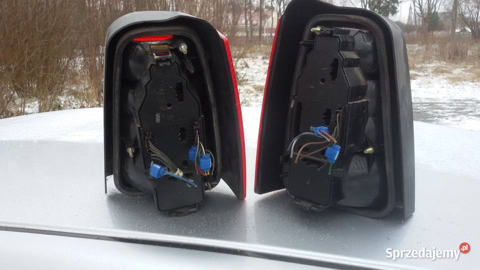 vw golf 3 kombi lampy tylne CZESCI Elbląg sprzedam