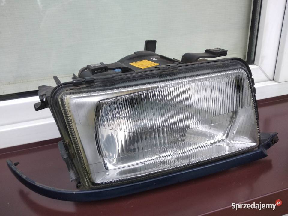 Audi 80 B4 lampa przednia prawa reflektor przód Sieradz