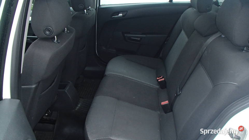 Opel Astra Combi H 2 wł 16