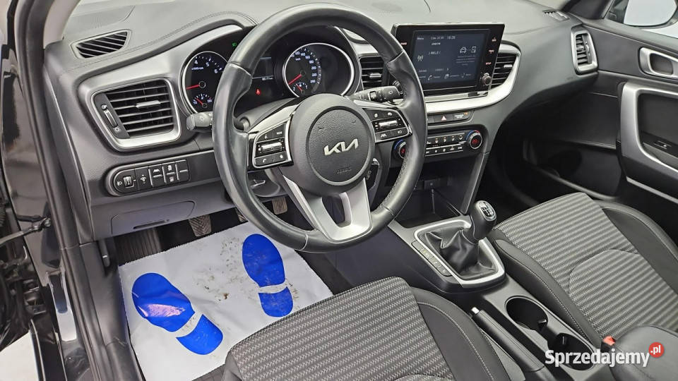 Kia Ceed 15 TGDI M Z Polskiego Salonu Faktura asystent pasa ruchu Warszawa