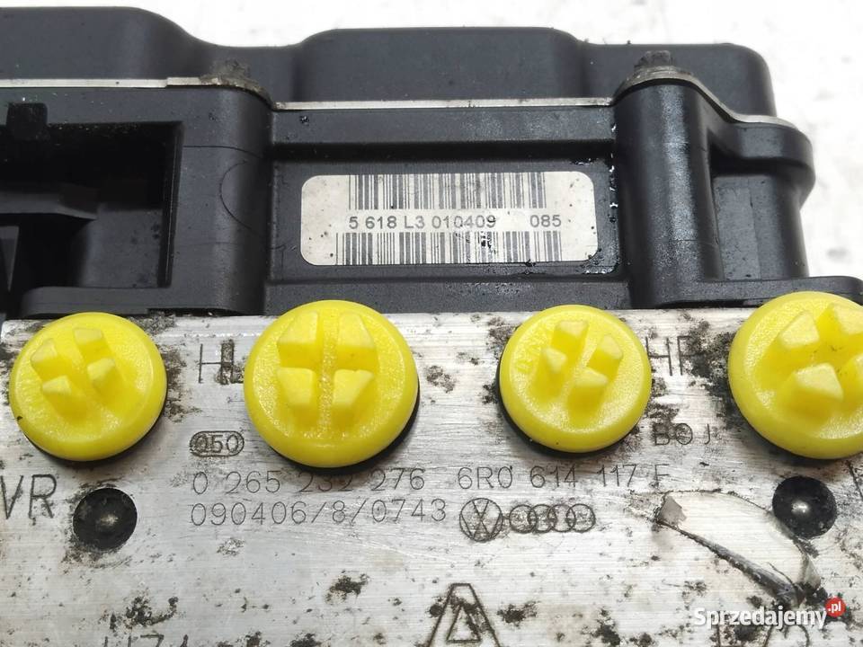 POMPA ABS 0265232276 6R0614117F 6R0907379J Rok produkcji 2009 świętokrzyskie