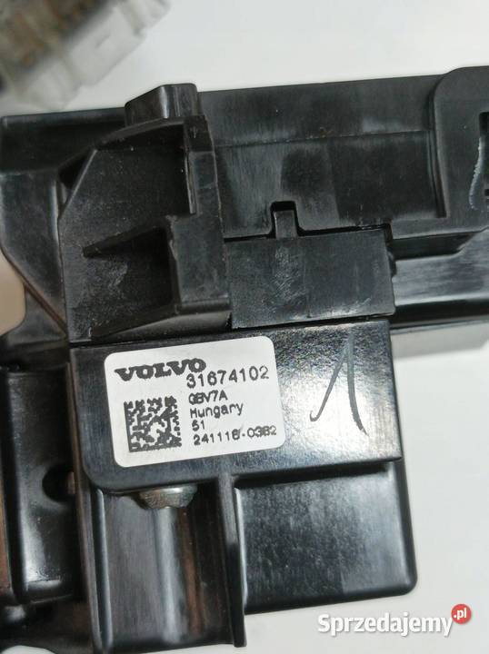 PRZEŁĄCZNIK ZESPOLONY 32266029 31674103 Volvo