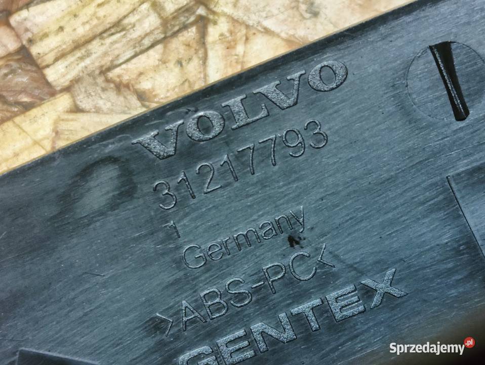 Osłona Obudowa Lusterka Wstecznego Volvo V50 Pozostałe Pleszew