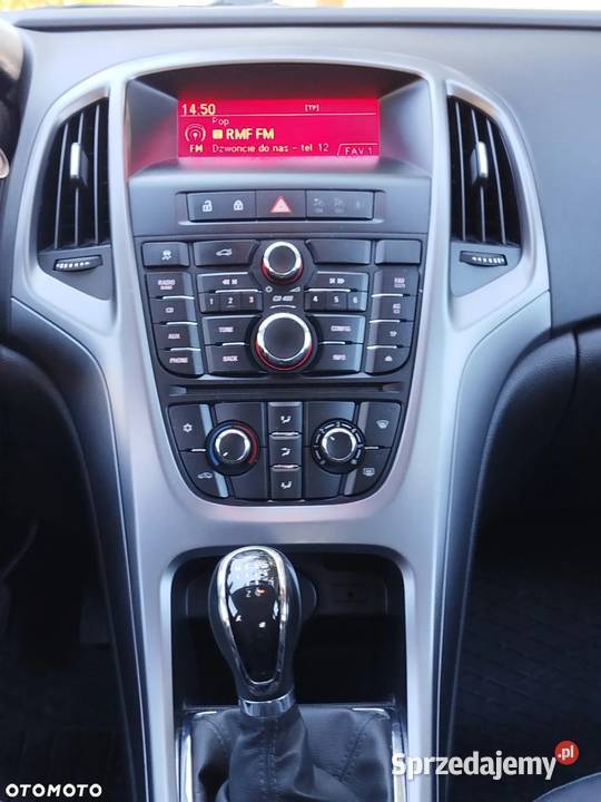 Opel Astra J 16 116 Sedan garażowany Rzeszów