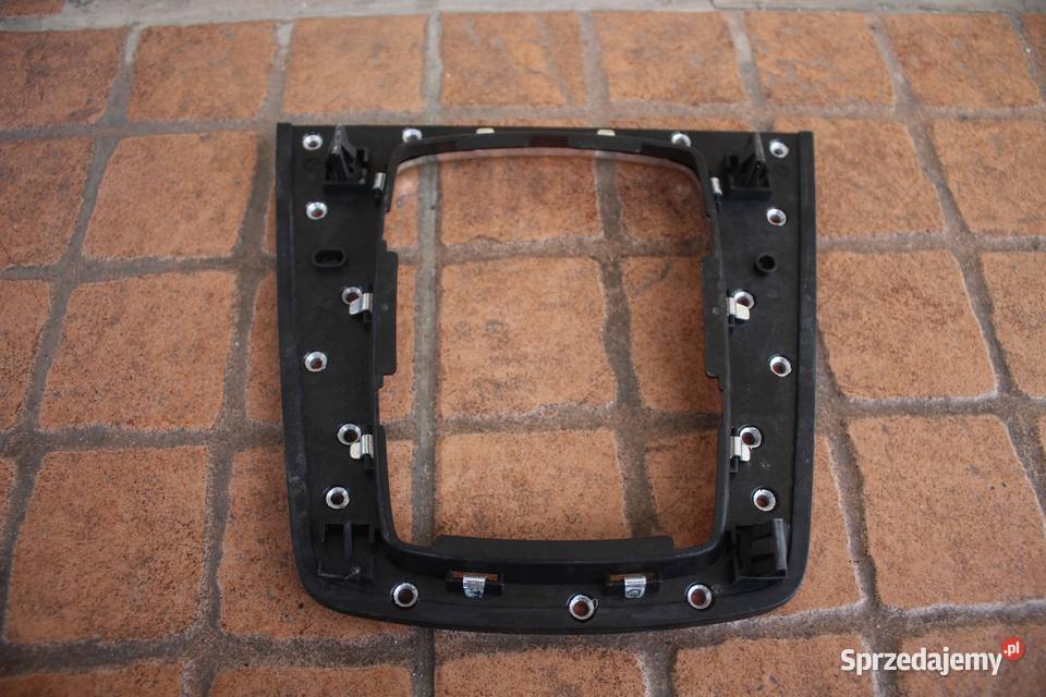 RAMKA ZMIANY BIEGÓW AUDI A4 B6 8E0864261 sprzedam