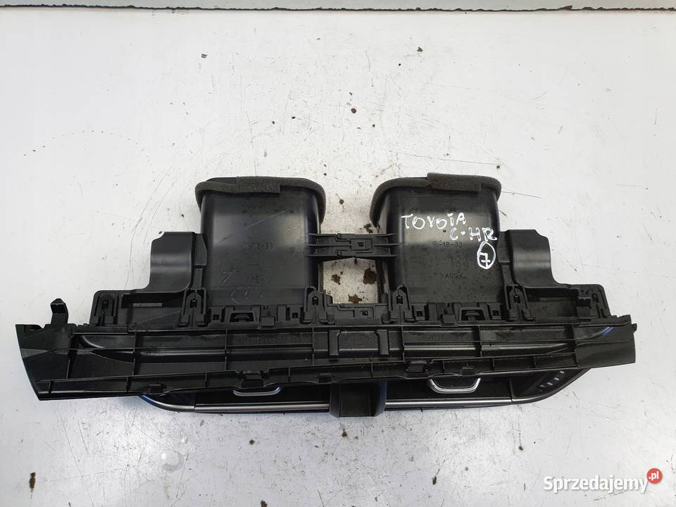 Toyota CHR CHR ŚRODKOWA KRATKA NAWIEWU Rudka sprzedam