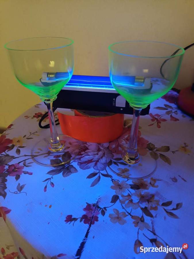 Dwa kieliszki uranowe sztuka 100 Bielsko-Biała