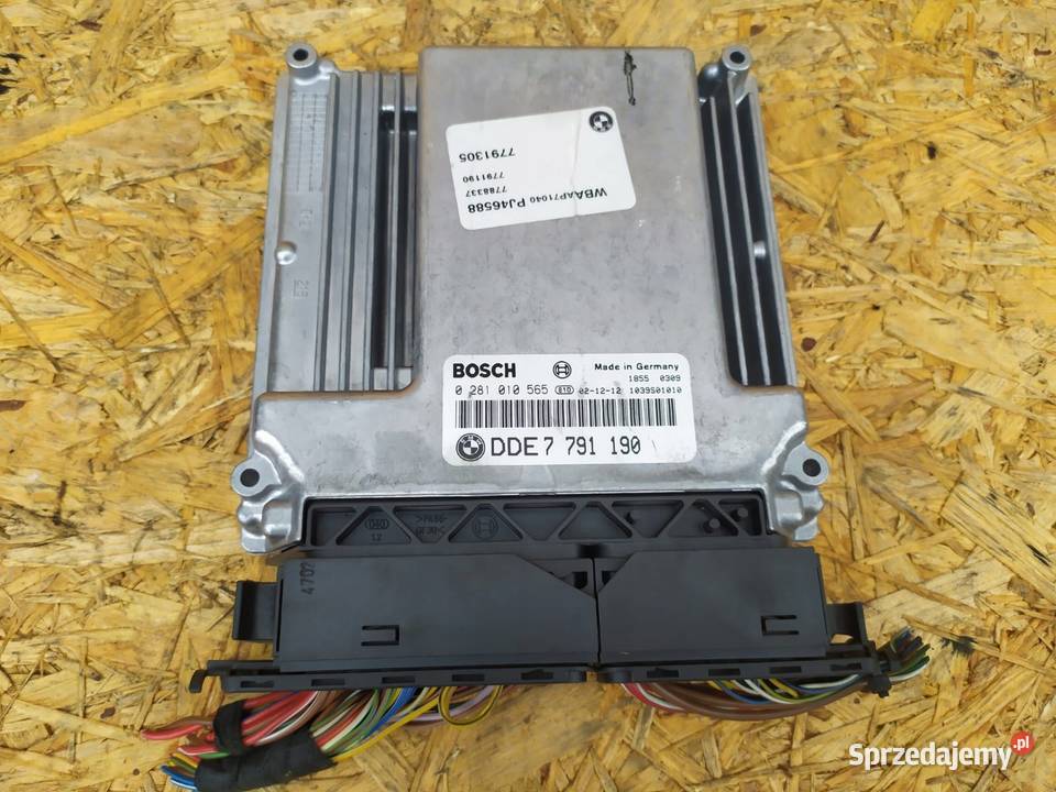 STEROWNIK SILNIKA BMW E46 0281010565 Czujniki i sterowniki