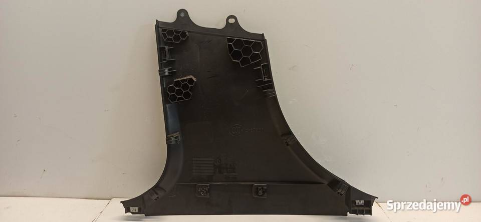 MERCEDES W205 OSŁONA SŁUPKA PRAWA A2056900425
