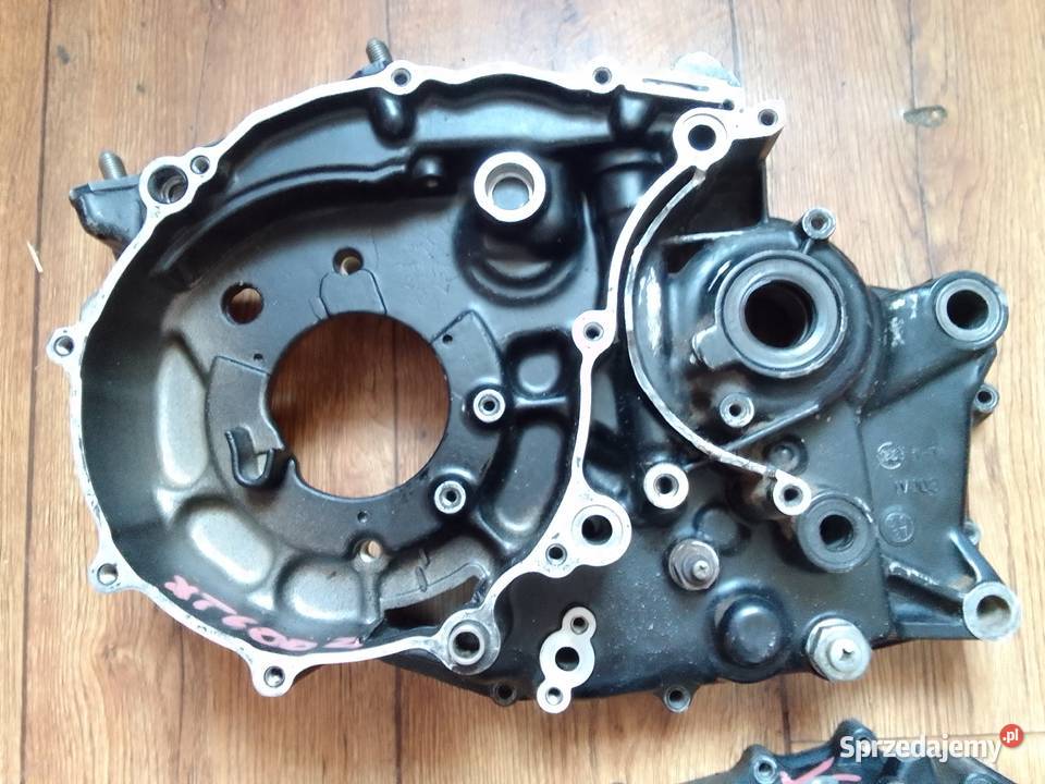 DWA KARTERY BLOK SILNIKA YAMAHA XT 600 Z TENERE