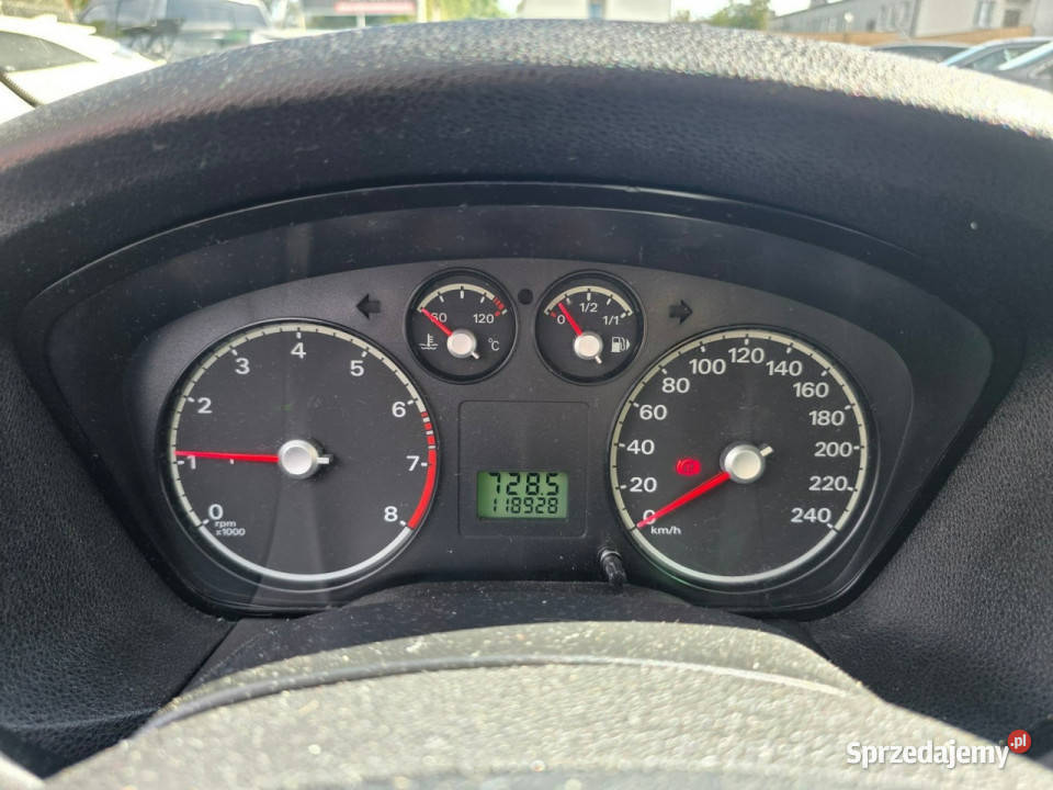 Ford Focus 16 Benzyna 100 Klimatyzacja El Szyby szary Słupsk sprzedam