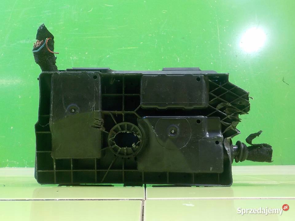 OPEL ZAFIRA C 15r 1116 5D skrzynka bezpiecznikow Skrzynki bezpieczników Suków