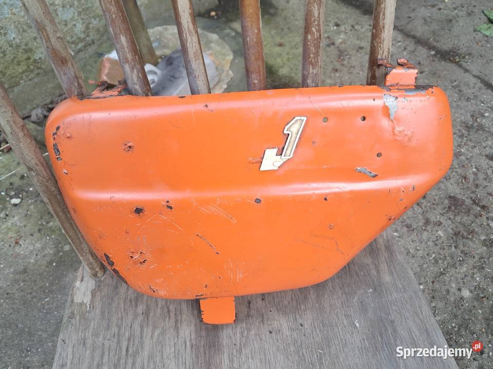 WSK 125 175 osłony boczne metalowe boczki dolnośląskie Ziębice