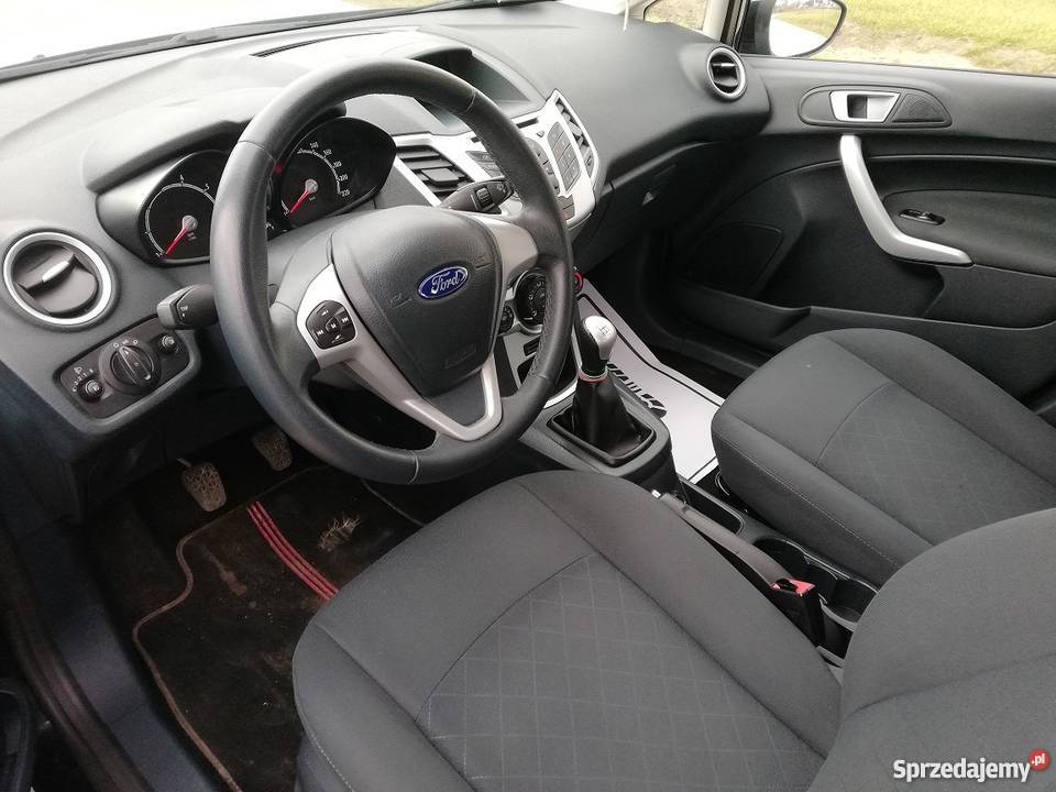 Ford Fiesta 14 Benzyna 2012 Bogata Wersja 5drzwi Poznań
