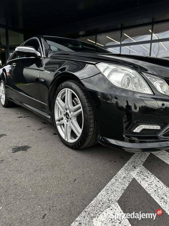Sprzedam MERCEDESA E klasa Coupe benzyna Warszawa