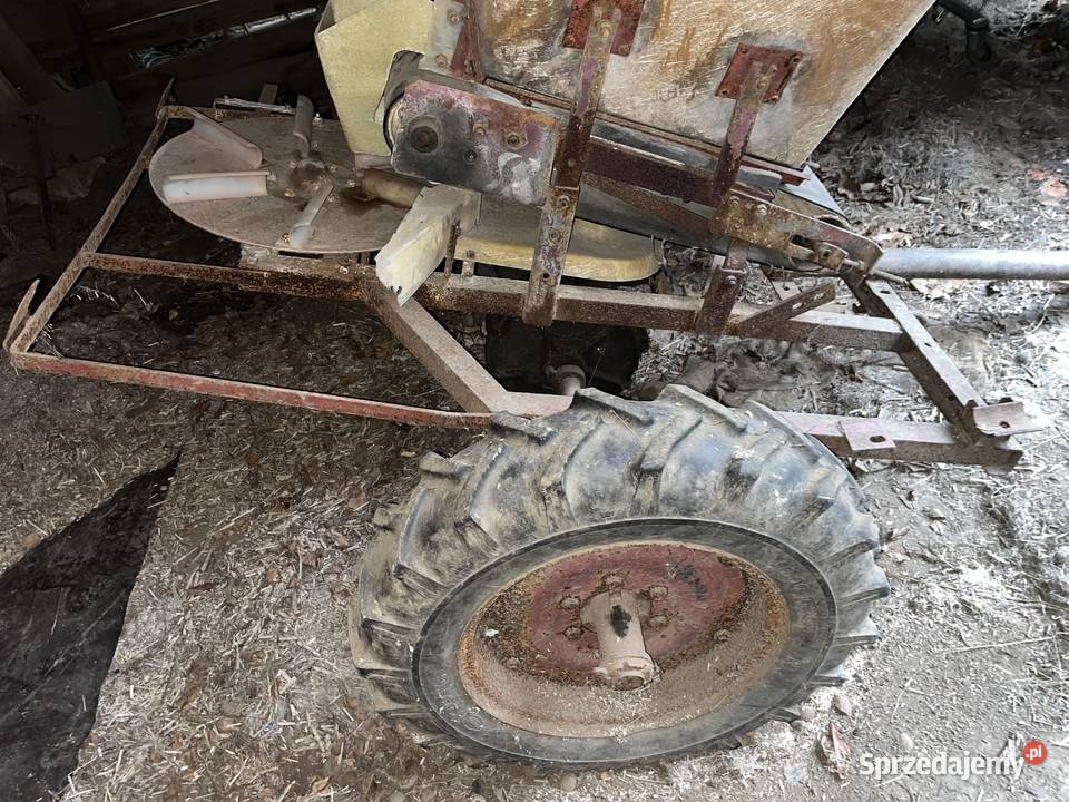 Rozsiewacz nawozów KOS sprzedam