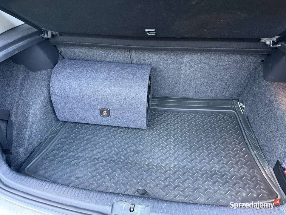 Tuba basowa aktywna do samochodu Łódź