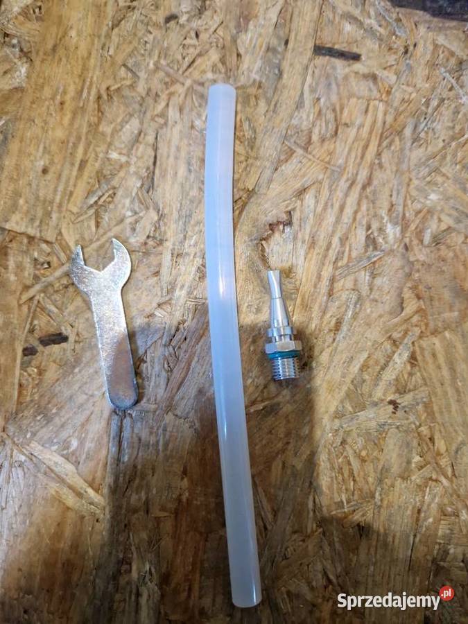 pistolet do klejenia na gorąco xch tecg18li solo