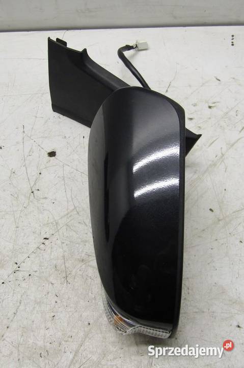 LUSTERKO LEWE 7 PIN 209 TOYOTA YARIS III