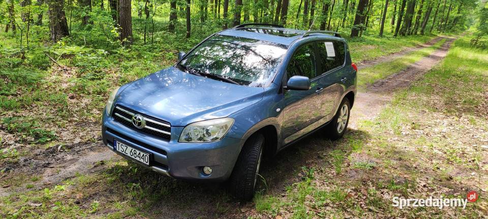 Toyota RAV4 20 VVT 4x4 benzynaLPG radio świętokrzyskie Staszów