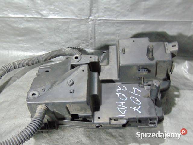 SKRZYNKA BEZPIECZNIKÓW PEUGEOT 407 20 HDI