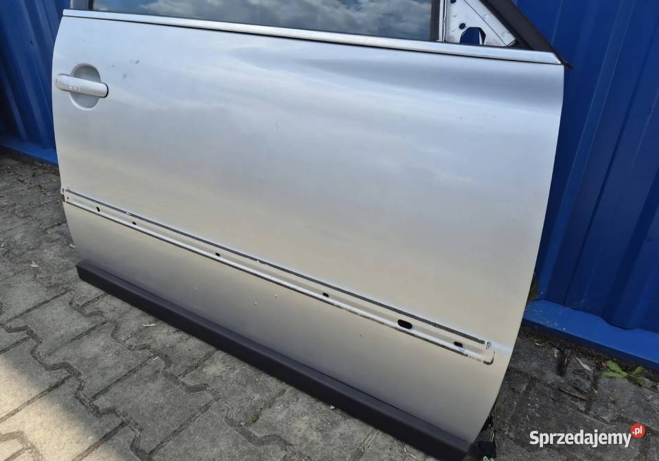 DRZWI PRZÓD PRAWY PRAWE VW PASSAT B5 FL LA7W Drzwi Działoszyce