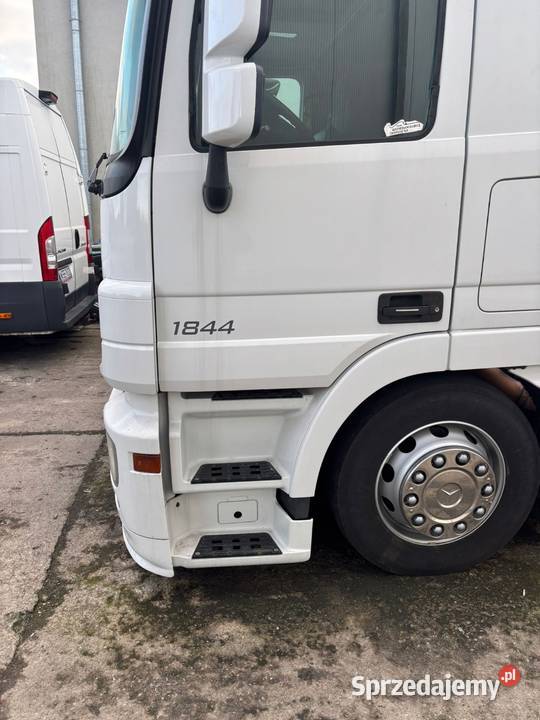 7Mercedes actros 1844 Rok produkcji 2008 Żyrardów