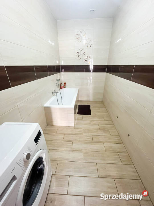 Nowy dom 187m2 lokal użytkowy 45m2 Rynek Ćmielów