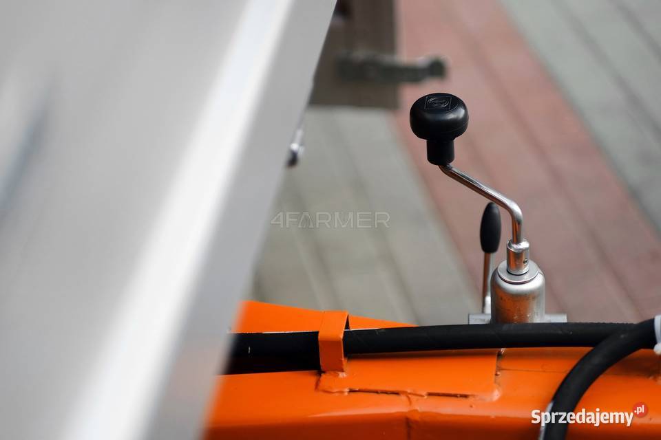 Przyczepa rolnicza jednoosiowa 2T ALU Geograss podkarpackie Tajęcina