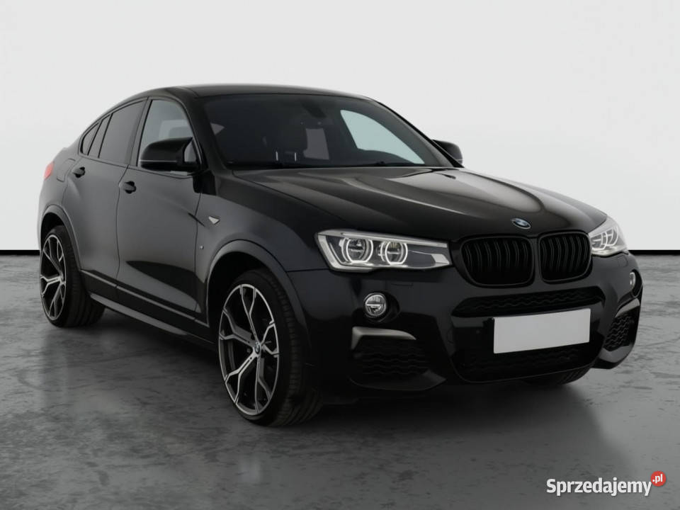BMW X4 M40i światła LED