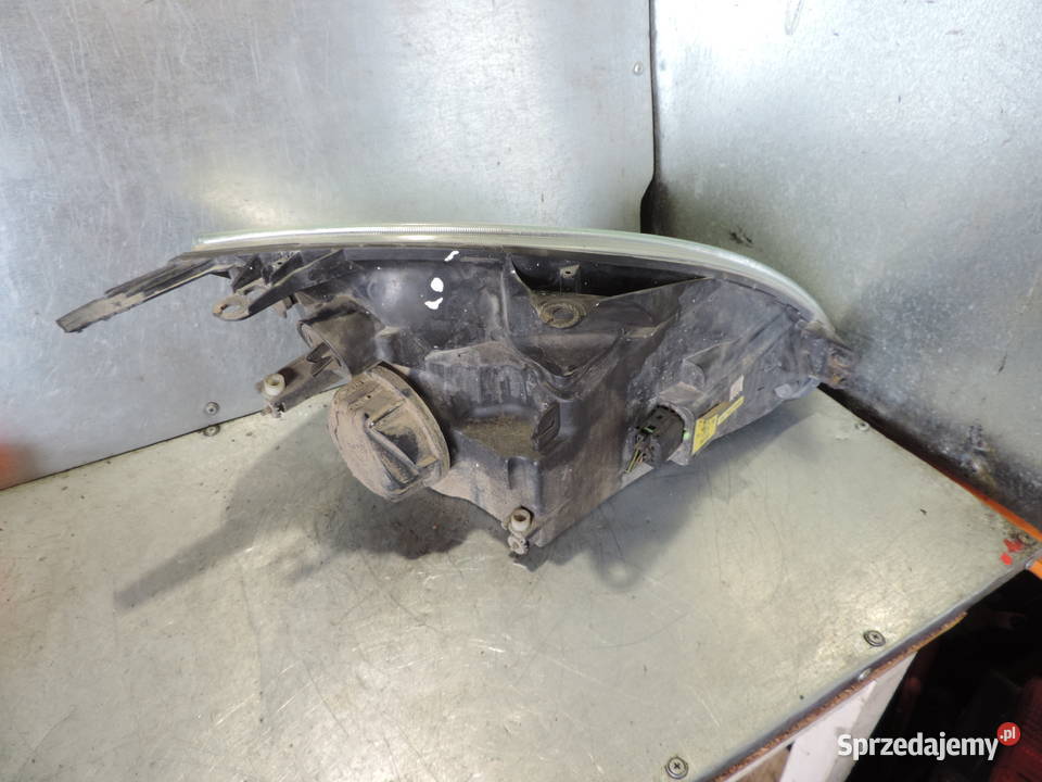 FORD FIESTA MK5 REFLEKTOR LAMPA LEWY PRZÓD Nowy Sącz
