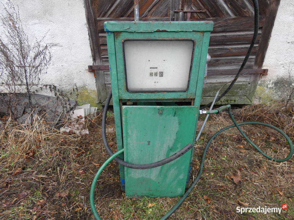 klasyk zabytek dystrybutor paliwa Korczew
