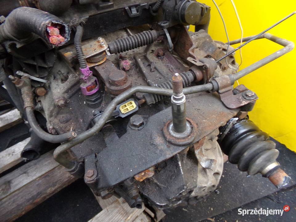 VIVARO TRAFIC PRIMASTAR 20 DCI EURO 5 13r 90 osobowe