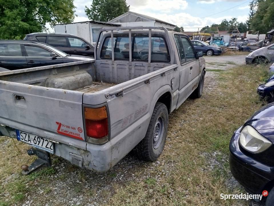 mazda b 2200 diesel w calosci na tayle 1989 osobowe opolskie